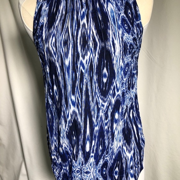 Velvet Blue and White patterned tunic - Picture 2 of 3